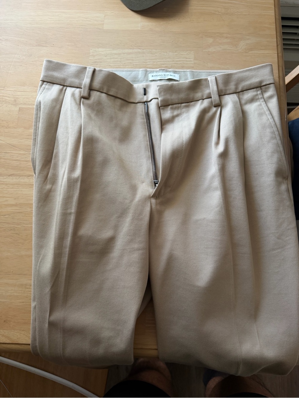 Banana Republic Men’s Pleated Chinos - Light Tan